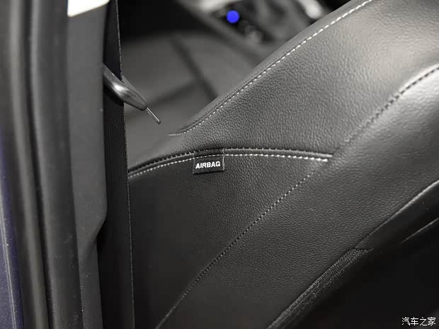 北京現(xiàn)代 悅動(dòng) 2017款 1.6L 自動(dòng)悅心版DLX 北京現(xiàn)代 悅動(dòng) 2017款 1.6L 自動(dòng)悅心版DLX