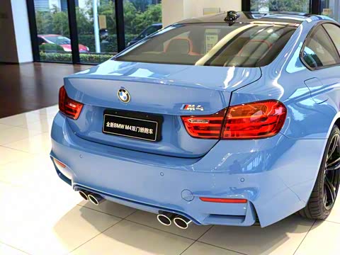 2015款 M4双门轿跑车 MT 2015款 M4双门轿跑车 MT