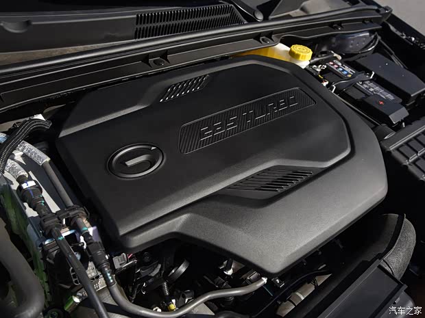 广汽乘用车 传祺GA4 2021款 235T 自动尊贵版 广汽乘用车 传祺GA4 2021款 235T 自动尊贵版