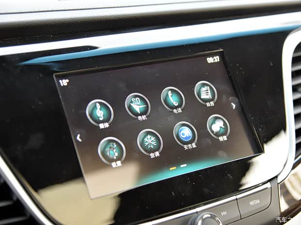 上汽通用别克 别克GL8 2017款 基本型