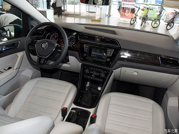 上汽大众 途安 2016款 途安L 280TSI DSG舒适版