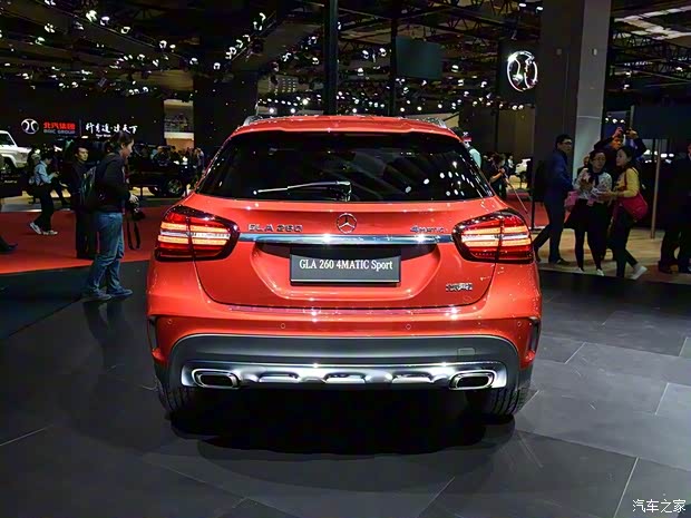 北京奔驰 奔驰GLA 2017款 GLA 260 4MATIC 运动型 北京奔驰 奔驰GLA 2017款 GLA 260 4MATIC 运动型