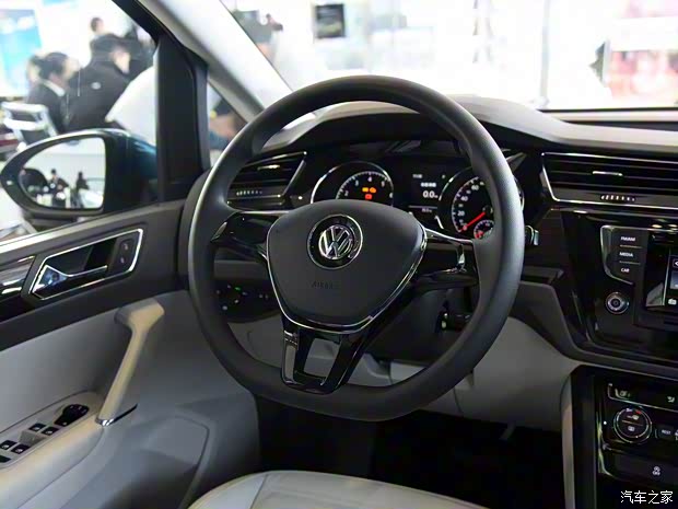 上汽大众 途安 2016款 途安L 280TSI DSG舒适版