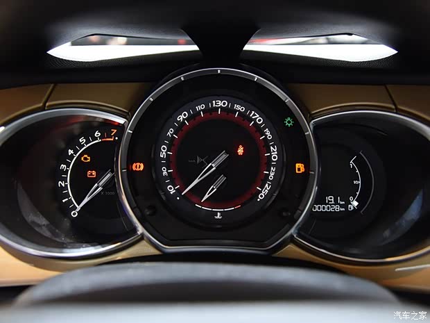 雪铁龙(进口) DS 3 2016款 CABRIO PERFORMANCE