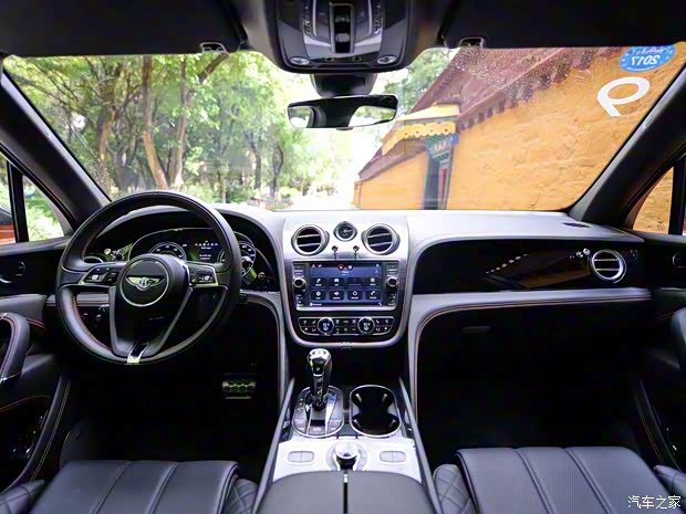 賓利 添越 2016款 6.0T 標(biāo)準(zhǔn)版