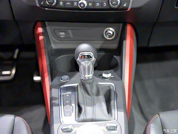 奧迪(進(jìn)口) 奧迪Q2 2016款 TDI quattro