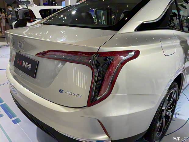 一汽红旗 红旗E-QM5 2021款 基本型