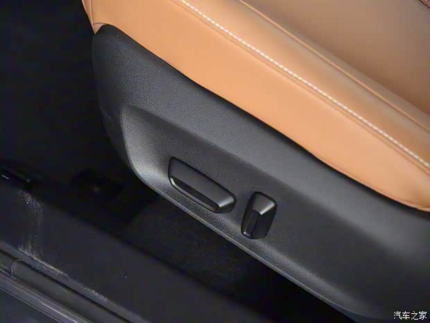 廣汽乘用車 傳祺GA4 2021款 235T 自動(dòng)尊貴版