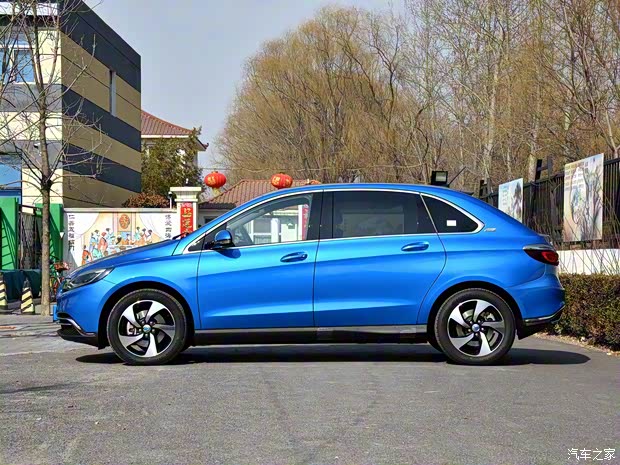 腾势汽车 腾势 2018款 500 荣耀版 腾势汽车 腾势 2018款 500 荣耀版