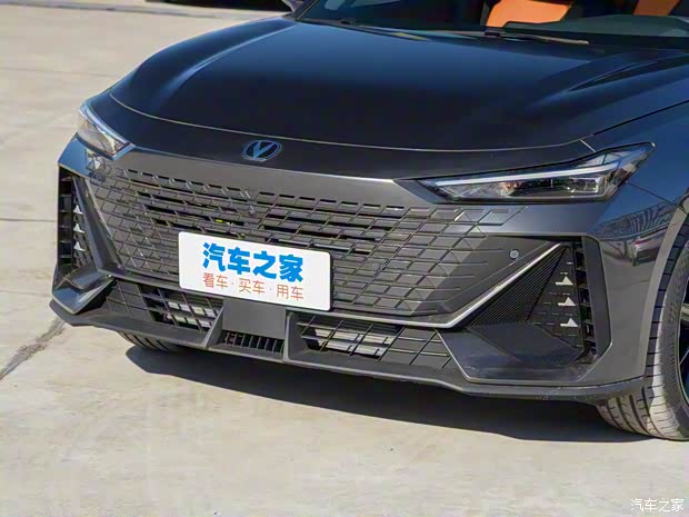長安汽車 長安UNI-V新能源 2023款 藍(lán)鯨iDD 1.5T 基本型