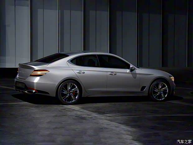 现代(进口) 捷尼赛思G70 2020款 基本型