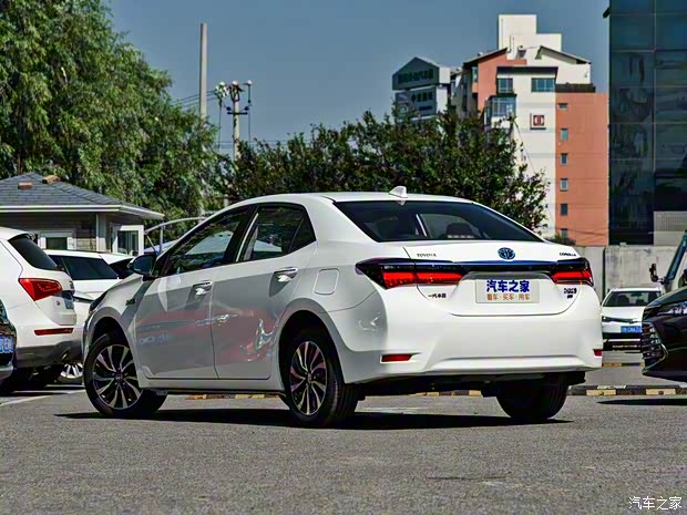 一汽豐田 卡羅拉雙擎E+ 2019款 1.8L 先鋒版