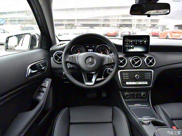 北京奔馳 奔馳GLA 2018款 GLA 200 動(dòng)感型