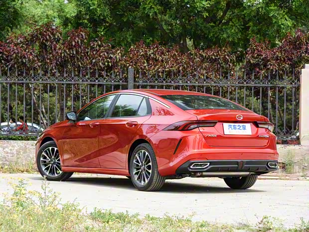 广汽乘用车 影豹 2021款 270T 影豹J11版 广汽乘用车 影豹 2021款 270T 影豹J11版