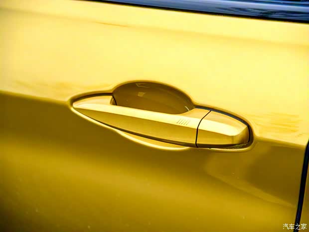 华晨宝马 宝马1系 2021款 改款 125i M运动曜夜版