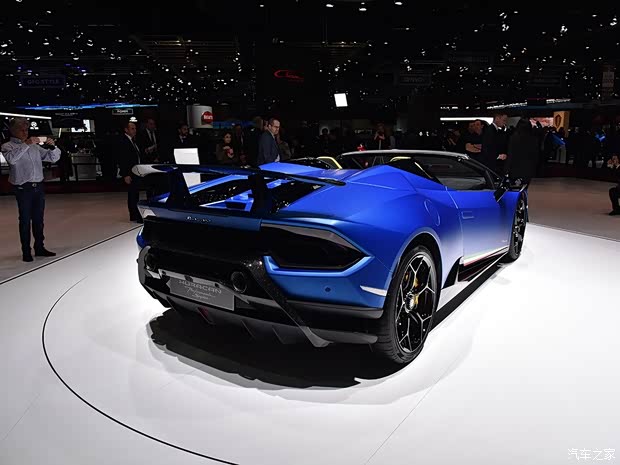 兰博基尼 Huracan 2018款 Performante Spyder 兰博基尼 Huracan 2018款 Performante Spyder