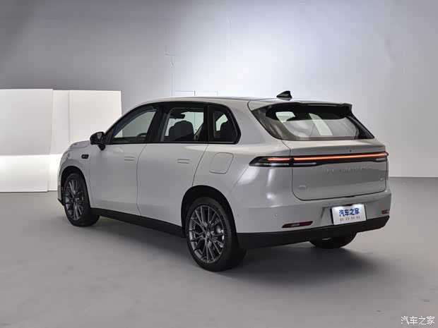 零跑汽车 零跑C10 2024款 增程 基本型 零跑汽车 零跑C10 2024款 增程 基本型