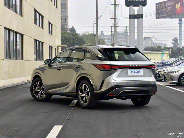 雷克薩斯 雷克薩斯RX 2023款 350h 兩驅(qū)舒享版