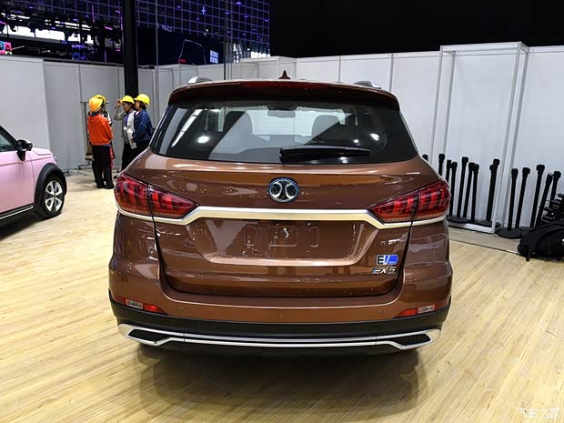 北汽新能源 EX系列 2018款 EX5 北汽新能源 EX系列 2018款 EX5
