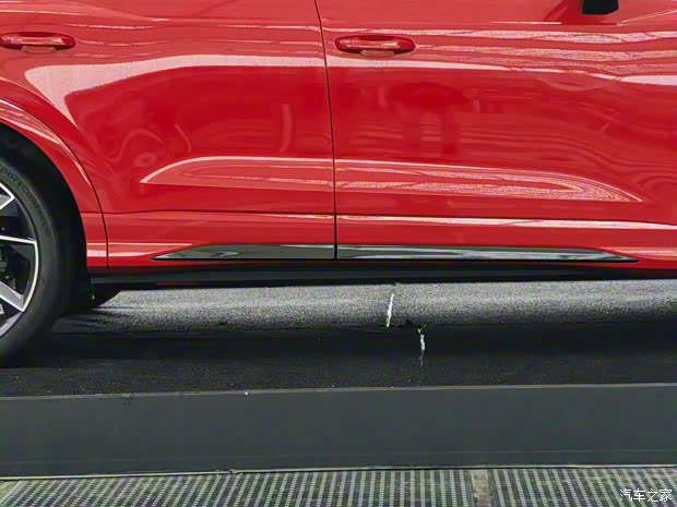 Audi Sport 奥迪RS Q3 2020款 基本型