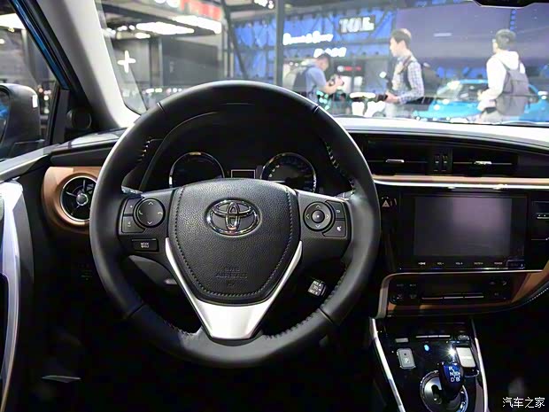 一汽豐田 卡羅拉新能源 2018款 基本型