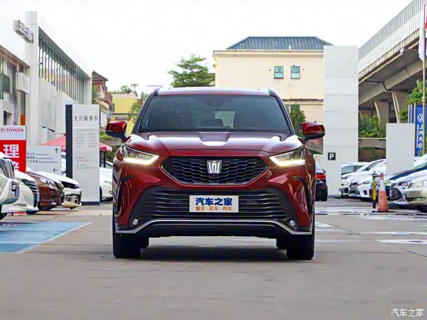 一汽丰田 皇冠陆放 2021款 2.5L HEV四驱旗舰版 一汽丰田 皇冠陆放 2021款 2.5L HEV四驱旗舰版