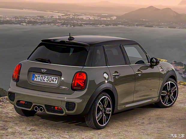 MINI MINI 2019款 1.5T COOPER S 五门版 MINI MINI 2019款 1.5T COOPER S 五门版