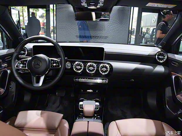 奔驰(进口) 奔驰A级新能源(进口) 2020款 A 250 e 奔驰(进口) 奔驰A级新能源(进口) 2020款 A 250 e