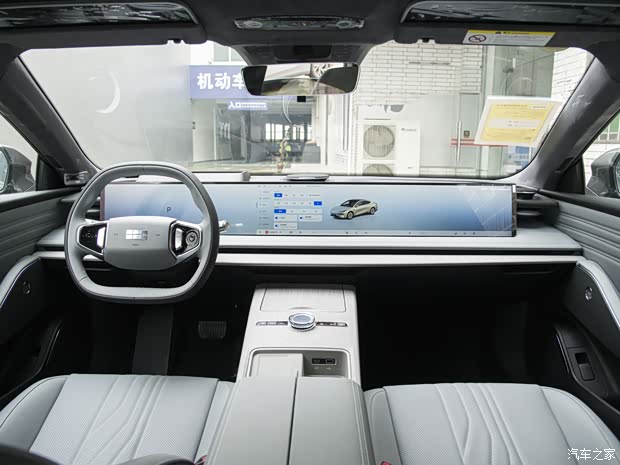 吉利汽车 银河E8 2024款 665km 星舰 远航版 吉利汽车 银河E8 2024款 665km 星舰 远航版