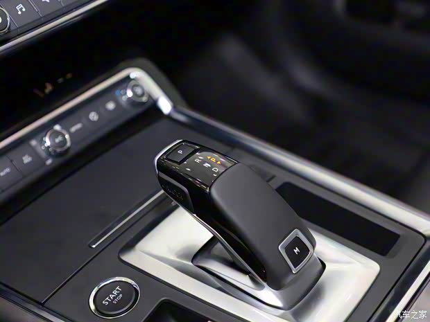 东风雪铁龙 雪铁龙C6 2021款 400THP 舒适版