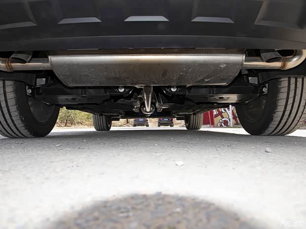 吉利汽车 星越L 2021款 2.0T 中功率版 吉利汽车 星越L 2021款 2.0T 中功率版