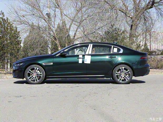 奇瑞捷豹路虎 捷豹XEL 2023款 2.0T 250PS R-DYNAMIC S進(jìn)取運(yùn)動版