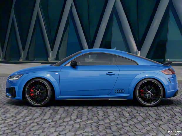 奥迪(进口) 奥迪TT 2024款 西班牙特别版 奥迪(进口) 奥迪TT 2024款 西班牙特别版