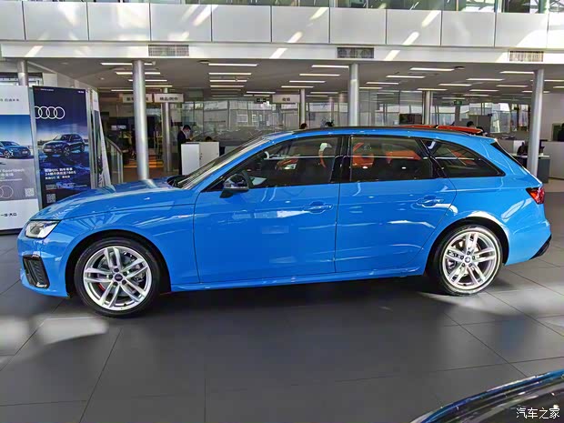 奥迪(进口) 奥迪A4(进口) 2021款 Avant 先锋派 40 TFSI 豪华动感型