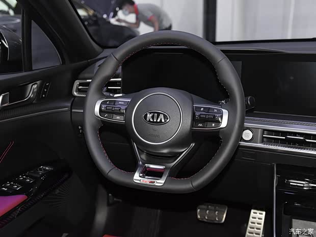 东风悦达起亚 K5凯酷 2020款 380T GT-Line 旗舰版