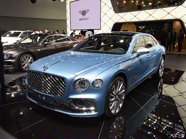 宾利 飞驰 2022款 4.0T V8 Mulliner 宾利 飞驰 2022款 4.0T V8 Mulliner