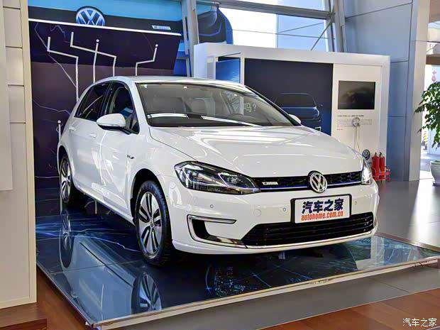 大眾(進(jìn)口) 高爾夫新能源(進(jìn)口) 2018款 e-Golf 大眾(進(jìn)口) 高爾夫新能源(進(jìn)口) 2018款 e-Golf