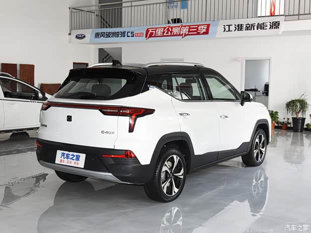 江汽集团 思皓E40X 2021款 基本型