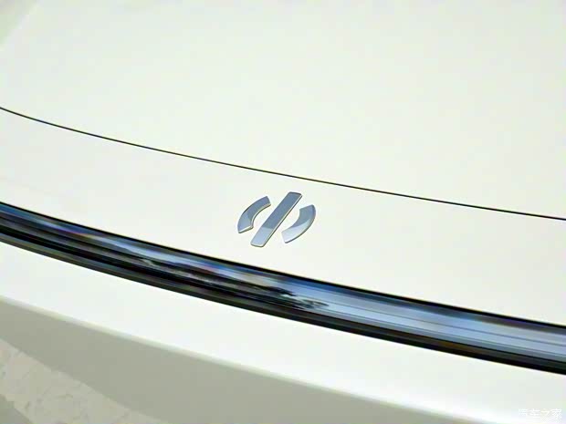 華人運通 高合HiPhi Y 2023款 560km 先鋒版 華人運通 高合HiPhi Y 2023款 560km 先鋒版