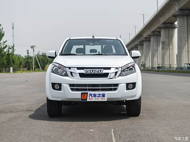 江西五十铃 铃拓 2018款 2.5T四驱豪华款JE4D25Q5A