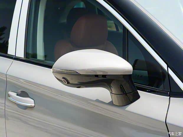 一汽紅旗 紅旗HS7 2023款 2.0T 自動(dòng)四驅(qū)旗領(lǐng)版 七座