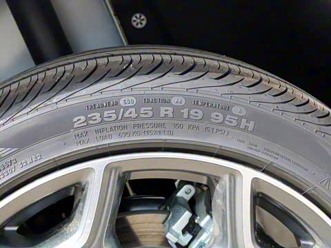 2018款 EcoBoost 180 两驱Cognac特别版 2018款 EcoBoost 180 两驱Cognac特别版