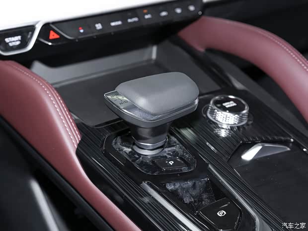 吉利汽车 星越L 2021款 2.0T 高功率版