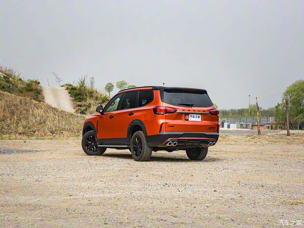 上汽大通 上汽大通MAXUS D90 Pro 2020款 2.0T 柴油四驱罗布泊版 上汽大通 上汽大通MAXUS D90 Pro 2020款 2.0T 柴油四驱罗布泊版