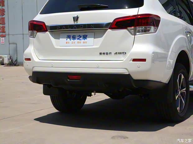 鄭州日產(chǎn) 帕拉丁 2023款 2.0T 四驅(qū)尊享型 鄭州日產(chǎn) 帕拉丁 2023款 2.0T 四驅(qū)尊享型