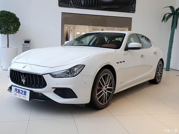 玛莎拉蒂 Ghibli 2021款 3.0T GranSport 玛莎拉蒂 Ghibli 2021款 3.0T GranSport