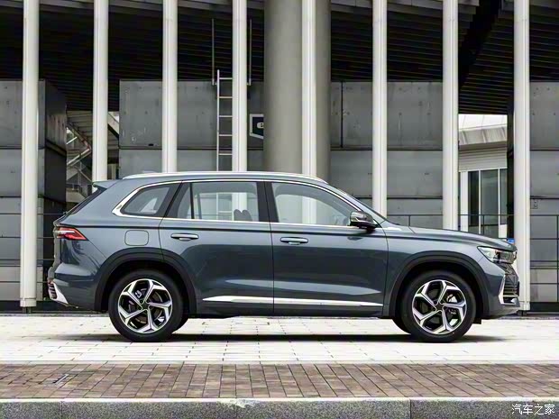 吉利汽车 星越L 2021款 2.0T 中功率次顶配试装车 吉利汽车 星越L 2021款 2.0T 中功率次顶配试装车