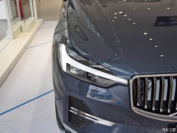 沃尔沃亚太 沃尔沃XC60 2022款 B5 四驱智远豪华版