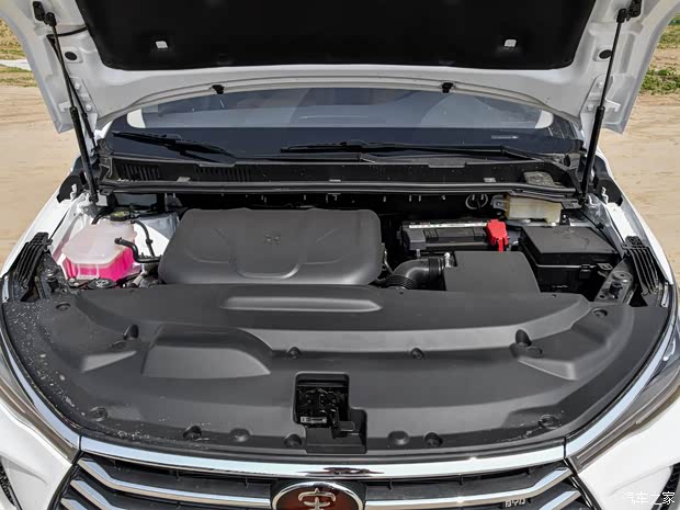 比亞迪 宋MAX 2018款 1.5T 手動智聯(lián)豪華型 6座