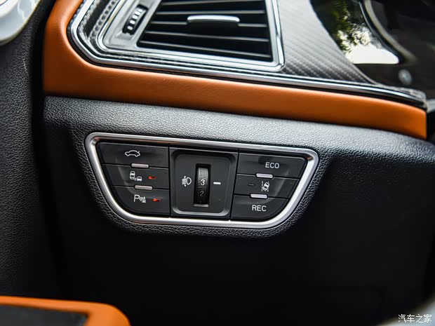 眾泰汽車 眾泰T300新能源 2018款 EV 旗艦型